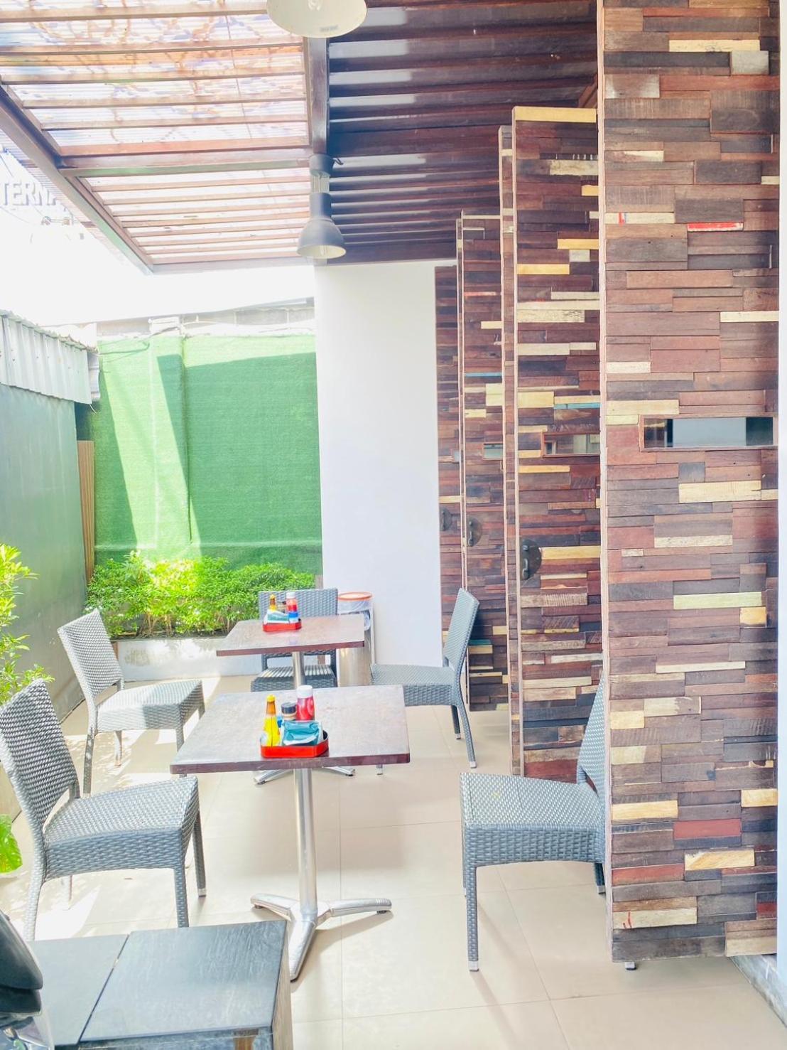 The Album Hotel Patong Exterior foto