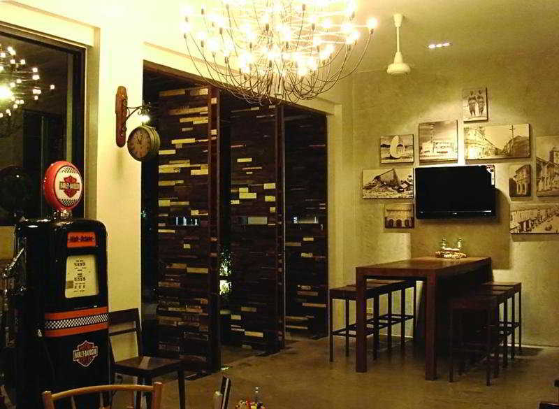 The Album Hotel Patong Interior foto